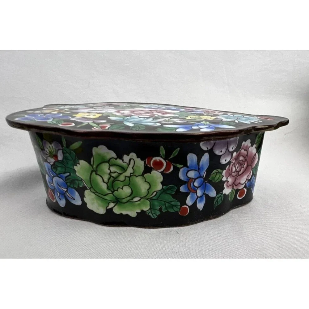 Vintage Seymour Mann Mille Fleurs Floral Enamel Leaf Trinket Box Hand Painted